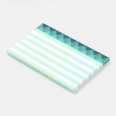エレガントなグリーンミントのピラミッド模様とストライプ ポストイット (アングル)
