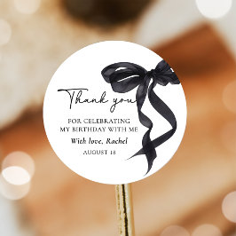 エレガントなコケッティ ブラックリボン誕生日ステッカー ラウンドシール