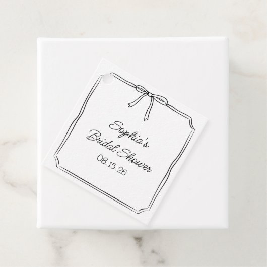 エレガントなコケティエ 手描きのボウがキュートな ブライダルシャワー フェイバータグ (インサイチュ)