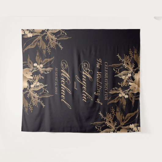 エレガントなゴールドのフェイクメタル フラワーアレンジメント ウェディング タペストリー (正面(横))