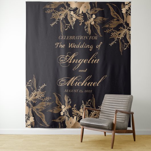 エレガントなゴールドのフェイクメタル フラワーアレンジメント ウェディング タペストリー (インサイチュ)