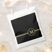 エレガントなゴールドのブラック背景の個人名入れモノグラム フェイバーバッグ (クリップ留めされた状態)