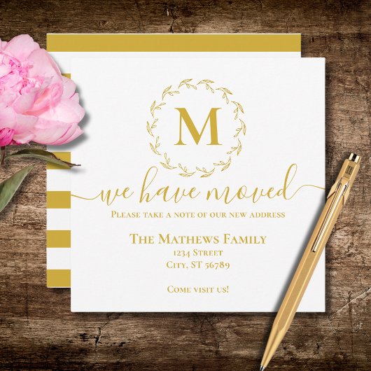 エレガントなゴールドの花環モノグラム お引越ししました 案内状