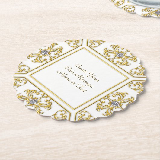 エレガントなゴールドの装飾枠（ダイヤモンドアクセント付き） ペーパーコースター (アングル)