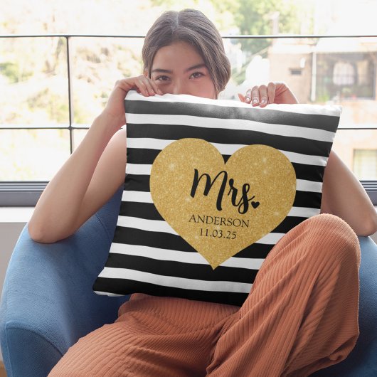 エレガントなゴールドハート ブラックストライプ 挙式しました クッション