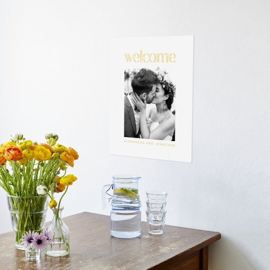 エレガントなゴールドホイルの白い写真 ウェディングウェルカムサイン 箔ポスター (レイダウン (キッチン))