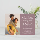 エレガントなシグネチャースクリプト フォト モーブ 結婚式 招待状 (スタンド正面)