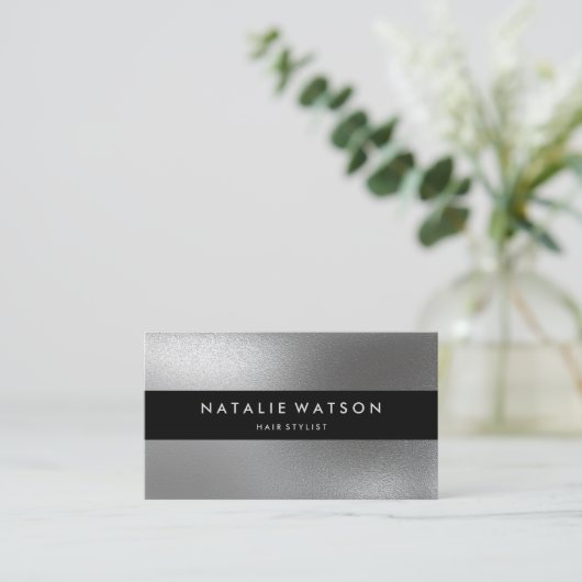 エレガントなシックで荒くフェイクな銀製の黒いバーのモダン 名刺 (スタンド正面)