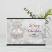 エレガントなシルバーのクリスマスボール（ぼやけた光） シーズンカード (スタンド正面)