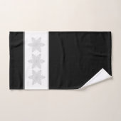 エレガントなシルバーのスノーフレーク(黒背景) ハンドタオル (ハンドタオル)