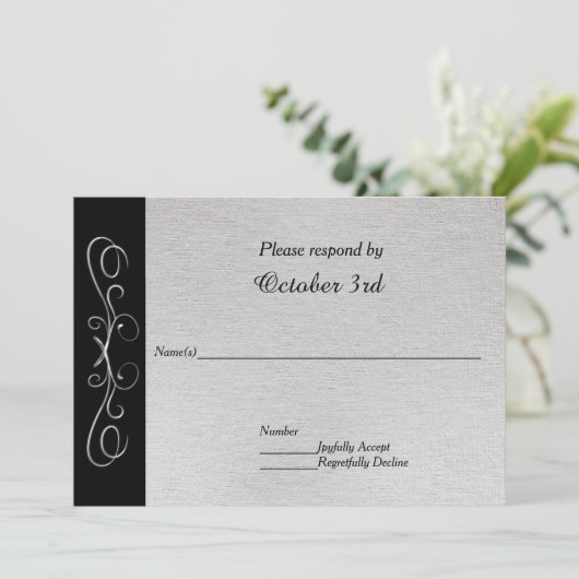 エレガントなシルバーの渦巻き ウェディング招待の返信 招待状 (スタンド正面)