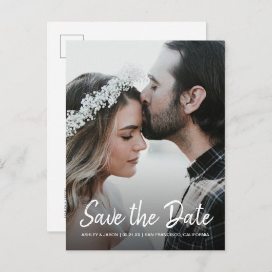 エレガントなスクリプトでおめでたい日を予告するエンゲージメント写真 案内ポストカード (正面/裏面)