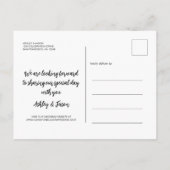 エレガントなスクリプトでセーブ・ザ・デートのエンゲージメント写真 案内ポストカード (裏面)