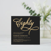 エレガントなスクリプト 80 ブラック ゴールド 80歳の誕生日 招待状 (スタンド正面)