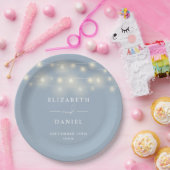 エレガントなストリングライト ダスティーブルー ウェディング ペーパープレート (パーティー)