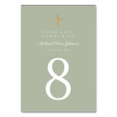 エレガントなセージグリーンのクロス ボーイ ファースト コミュニオン テーブルナンバー (正面)