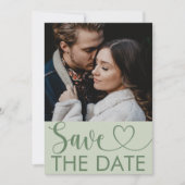 エレガントなセージグリーンの写真とハートのSave the Date セーブザデート (正面)