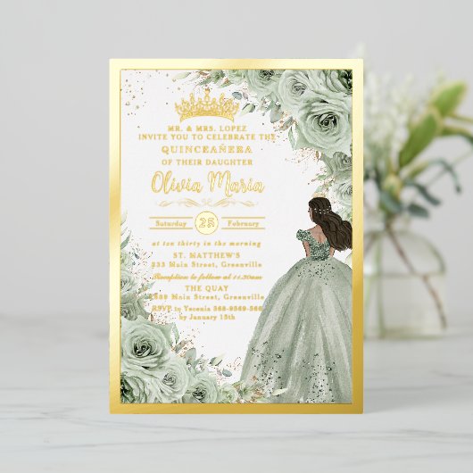 エレガントなセージグリーンの花のプリンセス クイーンズァネラ 箔招待状 (立ち正面)