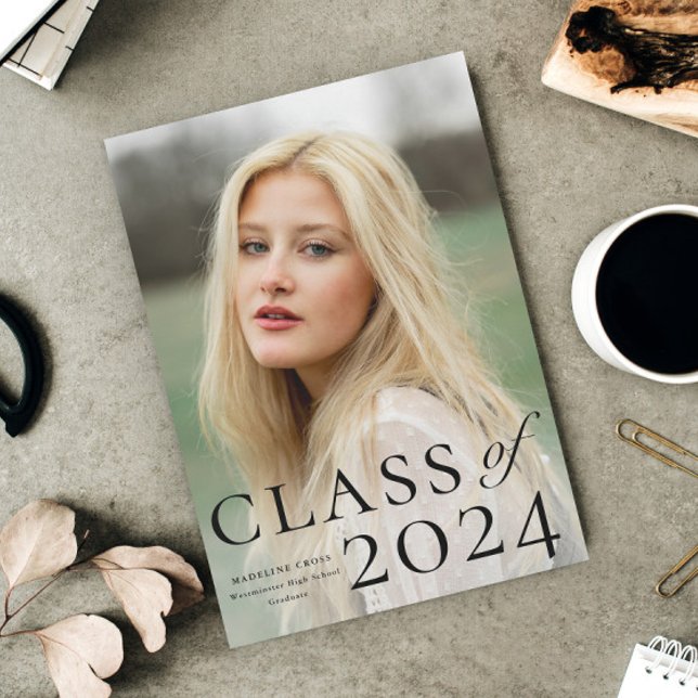 エレガントなタイポグラフィの卒業報告 (Elegant Typography Class of 2024 Photo Graduation Announcement.)