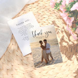 エレガントなタイポグラフィ最小限の写真結婚式 サンキューカード<br><div class="desc">エレガントな写真は、私たちの幸せなアフターパーティーの写真の結婚式のコレクションに一致するカードありがとう。このデザインは、あなたの写真とエレガントなタイポグラフィの「ありがとう」を特徴としている！カードの裏には、友人や家族に感謝の意を表すカスタム心からの感謝メッセージが用意されている。このページにリンクされているコレクションを表示して、一致する結婚式セットを表示する。何か質問があれば自由にメッセージを送って、私は助けて嬉しい！</div>