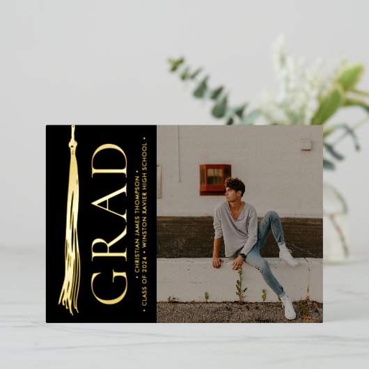 エレガントなタッセル卒業パーティー カスタム フォト 箔シーズンカード (立ち正面)