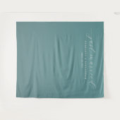 エレガントなターコイズブルーの結婚記念 タペストリー (正面(横))