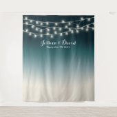 エレガントなターコイズ・アクアグリーンのオンブレストリングライト ウェディングバックドロップス タペストリー (正面)