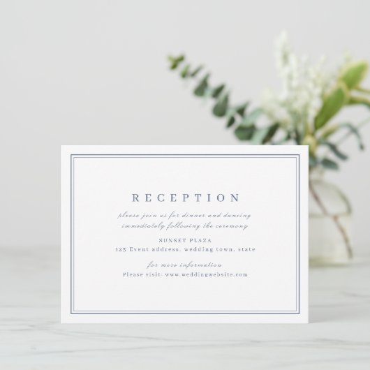 エレガントなダスティブルーのミニマリスト 結婚披露宴 エンクロージャーカード (スタンド正面)