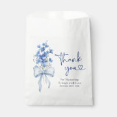 エレガントなダスティーブルーのアジサイのブライズシャワー フェイバーバッグ (正面)