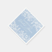 エレガントなダスティーブルーのワイルドフラワーのブライダルシャワーデザイン スタンダードカクテルナプキン (角)