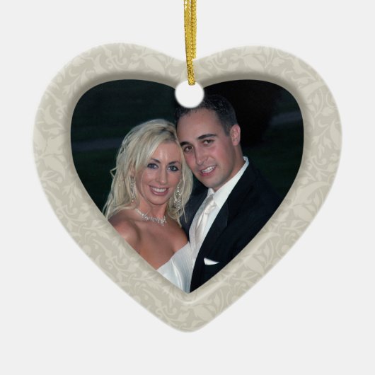 エレガントなダマスク織の初めてのクリスマスの写真のオーナメント セラミックオーナメント (正面)