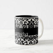 エレガントなダマスク織の書道のデザイン ツートーンマグカップ (正面右)