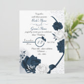 エレガントなネイビーブルーと白の花のウェディング 招待状 (スタンド正面)