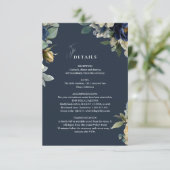 エレガントなネイビーブルーの花と芍薬の結婚式ディテール エンクロージャーカード (スタンド正面)