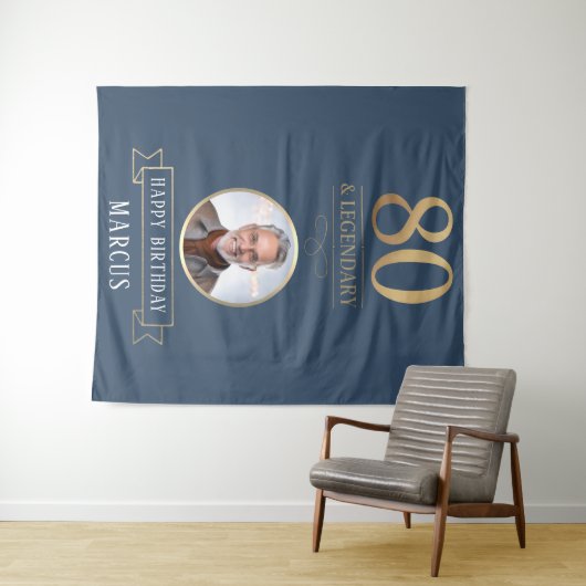 エレガントなネイビー&ゴールド 80歳 & 伝説の誕生日 タペストリー (インサイチュ(横))