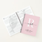 エレガントなバラピンクの料理本レシピ モノグラム名前 ノートブック (内部)