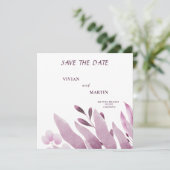 エレガントなバーガンディーの大きな葉のモノグラム Save The Date 招待状 (スタンド正面)