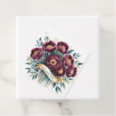 エレガントなバーガンディ＆エメラルド ピオニー ゴールドアクセント フェイバータグ (インサイチュ)