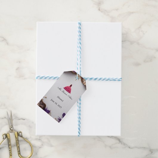 エレガントなパープルとゴールドのキンセアニエラパーティー ギフトタグ (より糸付き)