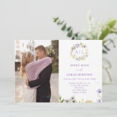 エレガントなパープルの花モノグラム写真結婚式 招待状 (スタンド正面)