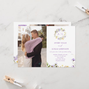エレガントなパープルの花モノグラム写真結婚式 招待状