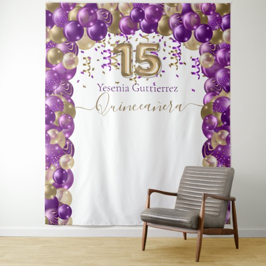 エレガントなパープルゴールドバルーンアーチのキンセアニエラ タペストリー (インサイチュ)