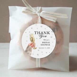エレガントなパールとプロセッコのブライダルシャワーブランチ ラウンドシール