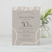 エレガントなパールの30周年記念結婚式タウプ 招待状 (スタンド正面)