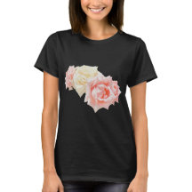 エレガントなピンクとクリーム色のバラの花束のレディースベーシックTシャツ