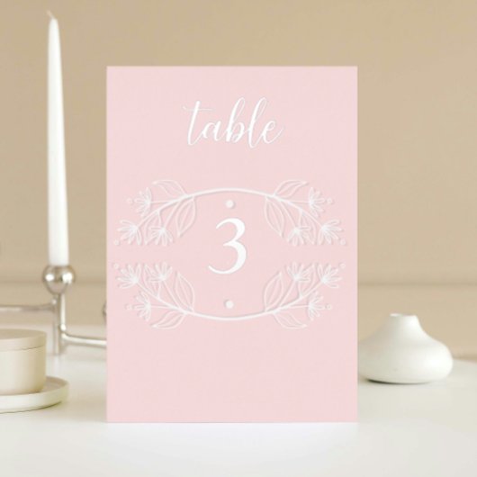 エレガントなピンクのカリグラフィー結婚式のホイルテーブルナンバー 箔招待状ポストカード
