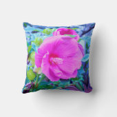 エレガントなピンクのハイビスカスと波打つ青い葉 クッション (裏面)