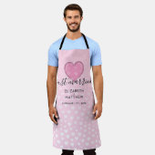エレガントなピンクのハートとスポット デザイン エプロン (着用した状態)