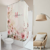 エレガントなピンクのモノグラム現代スクリプト結婚式カスタム シャワーカーテン