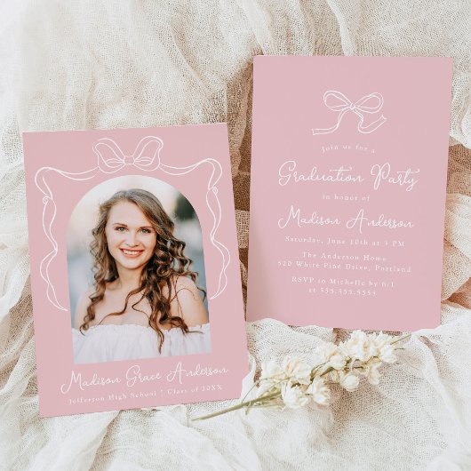 エレガントなピンクのヴィンテージ弓の写真 卒業パーティー 招待状